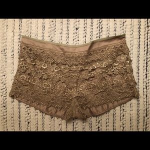 Lace Shorts (Champagne/Taupe Color)